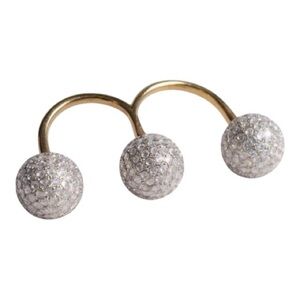 nOir Cassandra Double Finger Ring NWOT Size 5